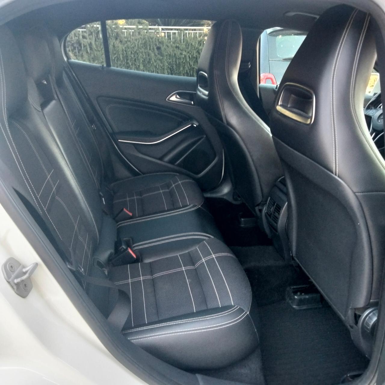 Mercedes-benz GLA 220 GLA 220 CDI Automatic Premium