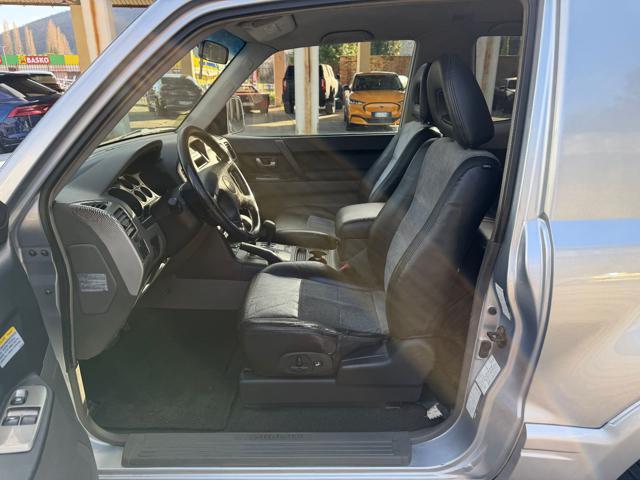 MITSUBISHI Pajero 3.2 16V DI-D 3p. aut. Intense