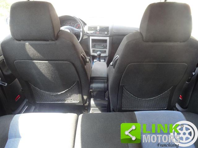 VOLKSWAGEN Golf 1.8 turbo 20V cat 3p. GTI