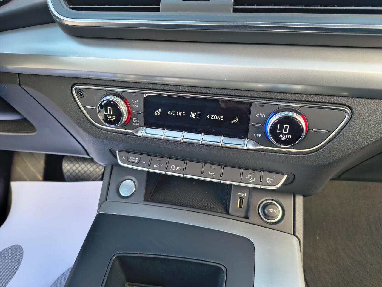 Audi Q5 50 TFSI e quattro S tronic Business