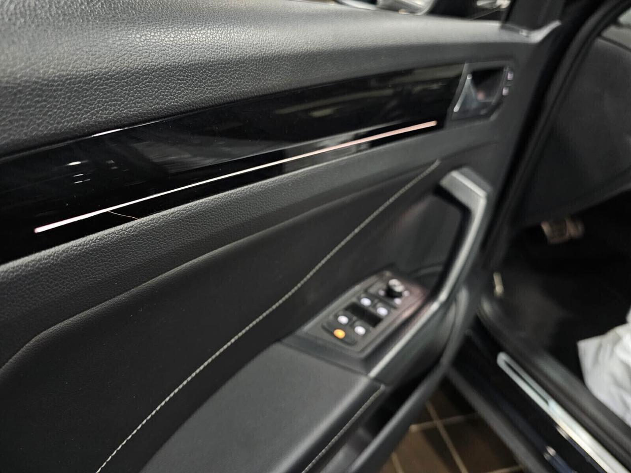 NUOVA VOLKSWAGEN T-ROC 2.0 TDI 150CV R-LINE - ITALIANA PRONTA CONSEGNA