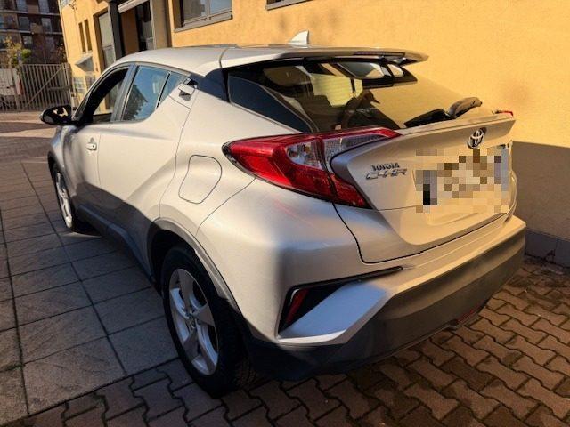 TOYOTA C-HR 1.8 Hybrid E-CVT Active