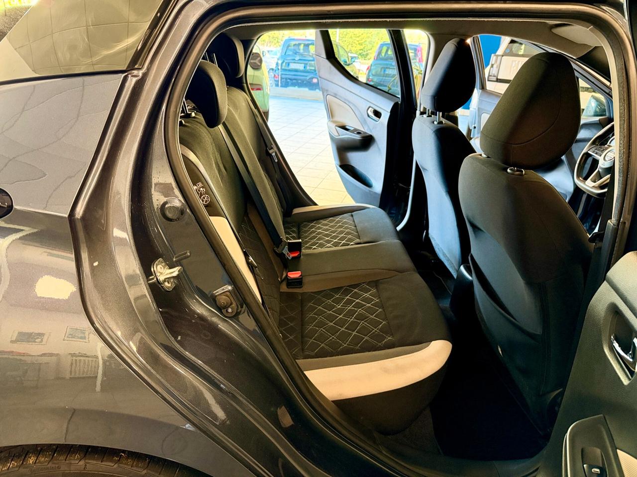 Nissan Micra IG-T 100 5 porte Tekna