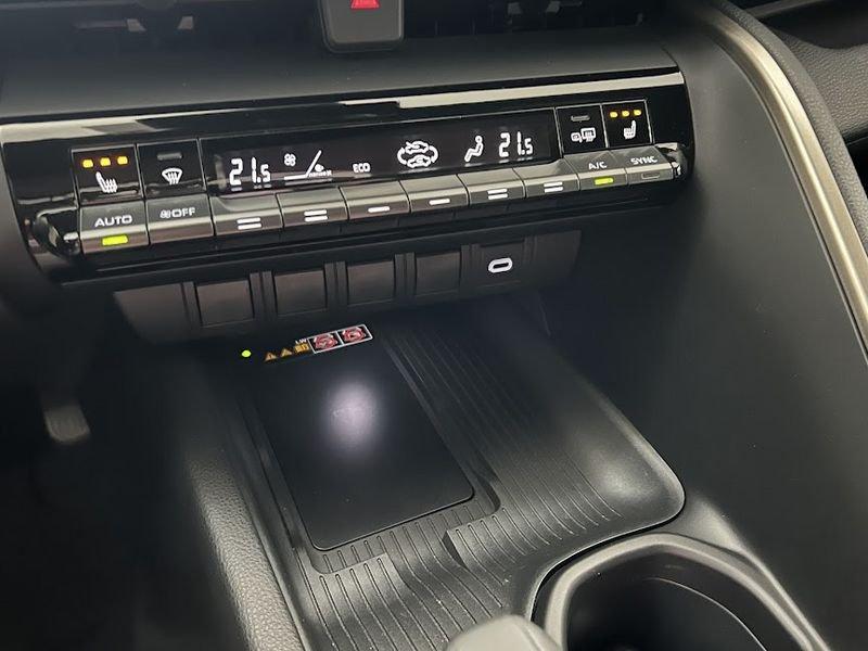 Toyota C-HR 2.0 HV E-CVT Lounge