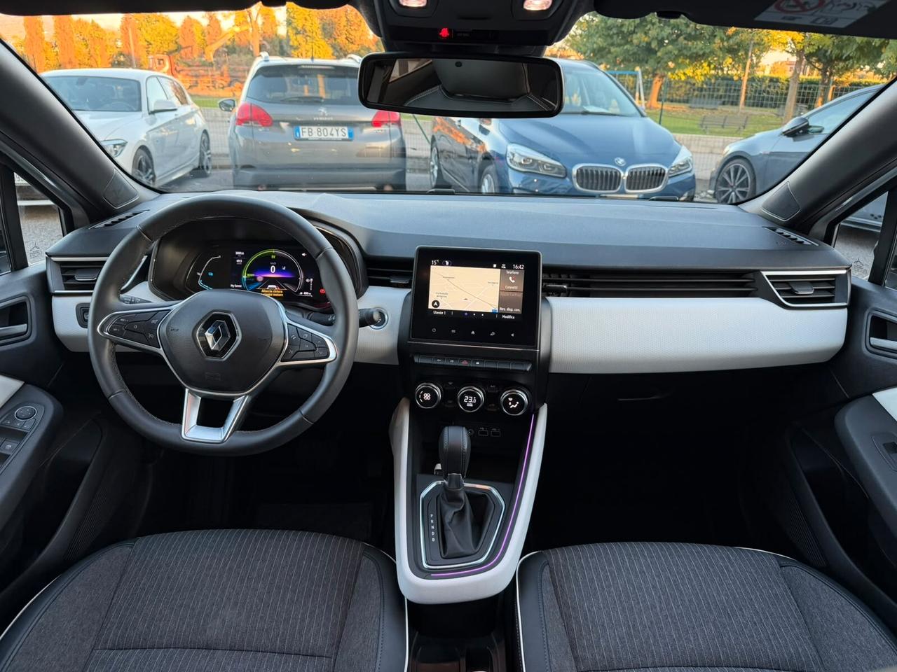 Renault Clio 1.6 E-Tech full hybrid Techno 145cv