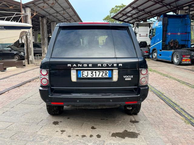 LAND ROVER Range Rover 4.4 TDV8 Autobiography