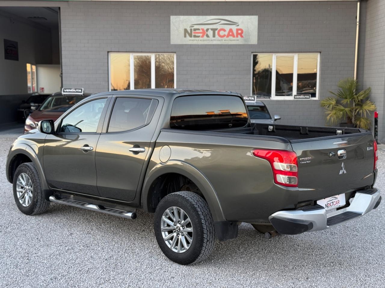 Mitsubishi L200 2.4 DI-D/154CV Double Cab Inform