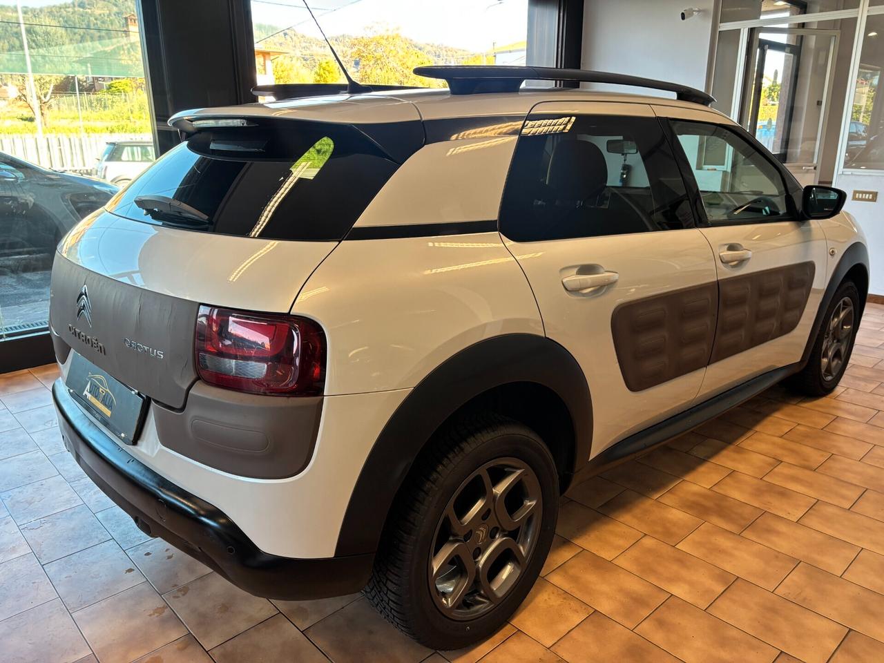 Citroen C4 Cactus 1.6 bluehdi Shine*CINGHIA FATTA*