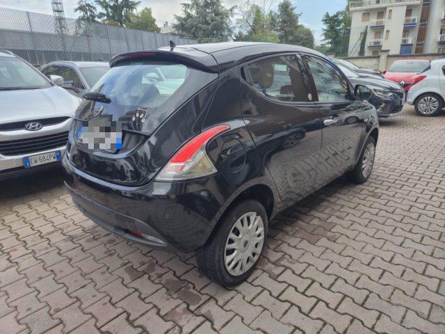LANCIA Ypsilon 0.9 TwinAir 85 CV 5 porte Metano Ecochic Gold