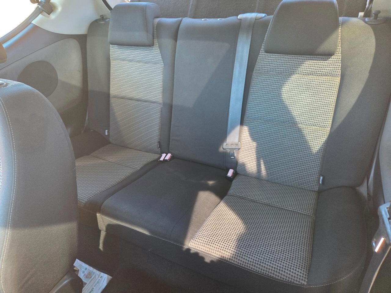 Peugeot 207 1.6 Hdi 2010