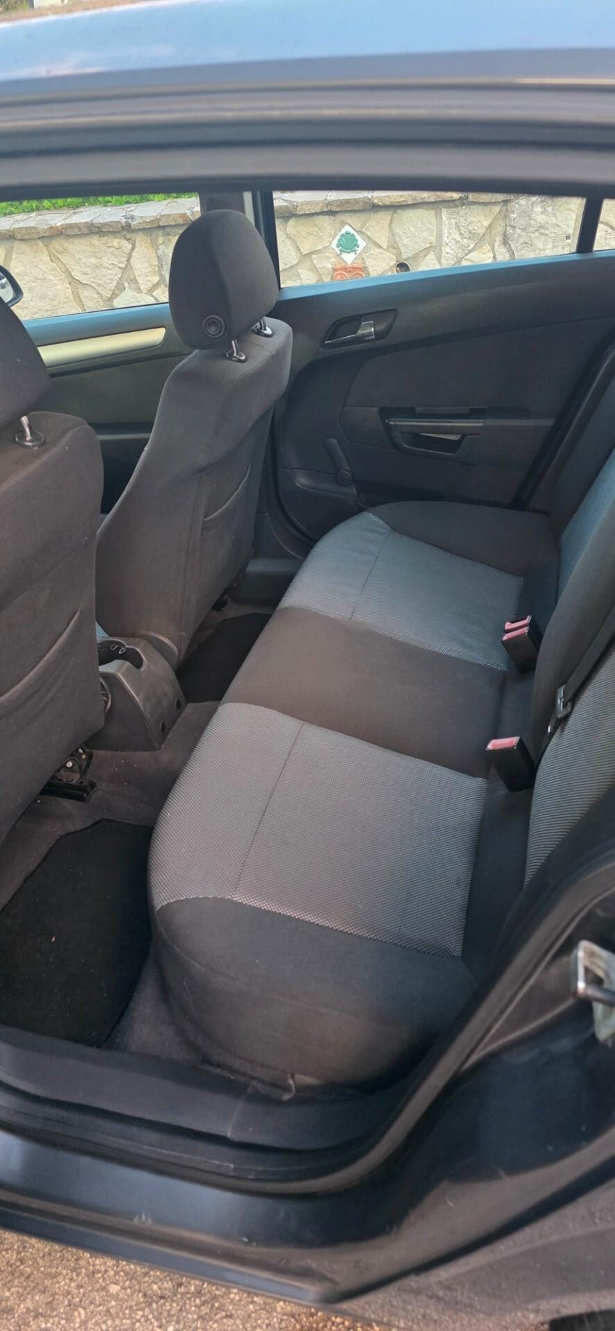 Opel Astra 1.4 16V GPL-TECH 5 porte Enjoy