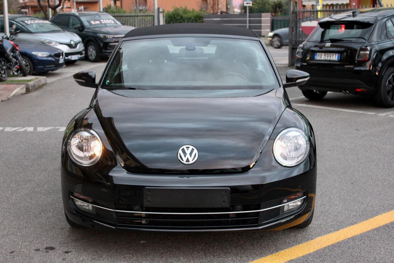 Volkswagen Maggiolino Cabrio 2.0 TDI DSG SENSORI SEDILI RISCALDATI