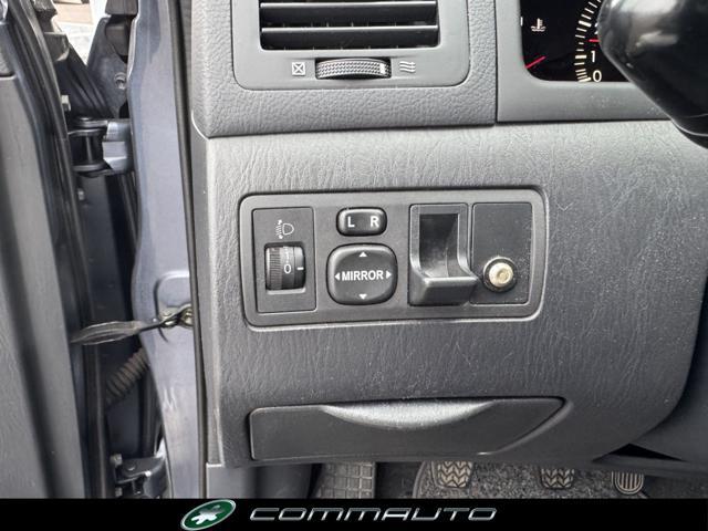 TOYOTA Corolla Verso 1.6 16V