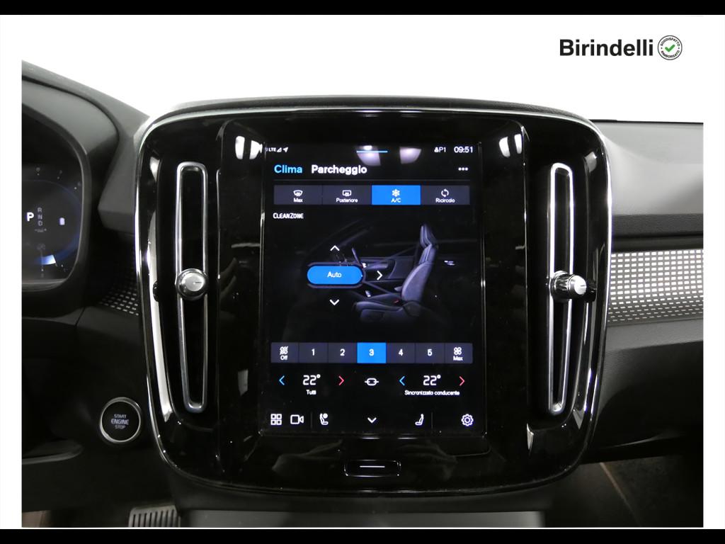 VOLVO XC40 (2017-->) - XC40 B4 AWD automatico Ultimate Bright