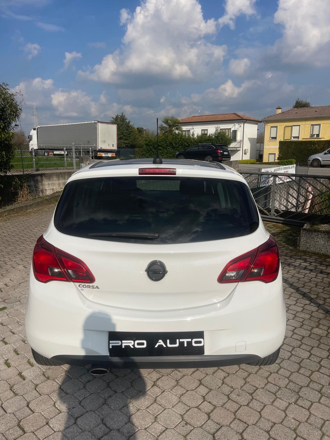 Opel Corsa 1.2 5 porte Innovation