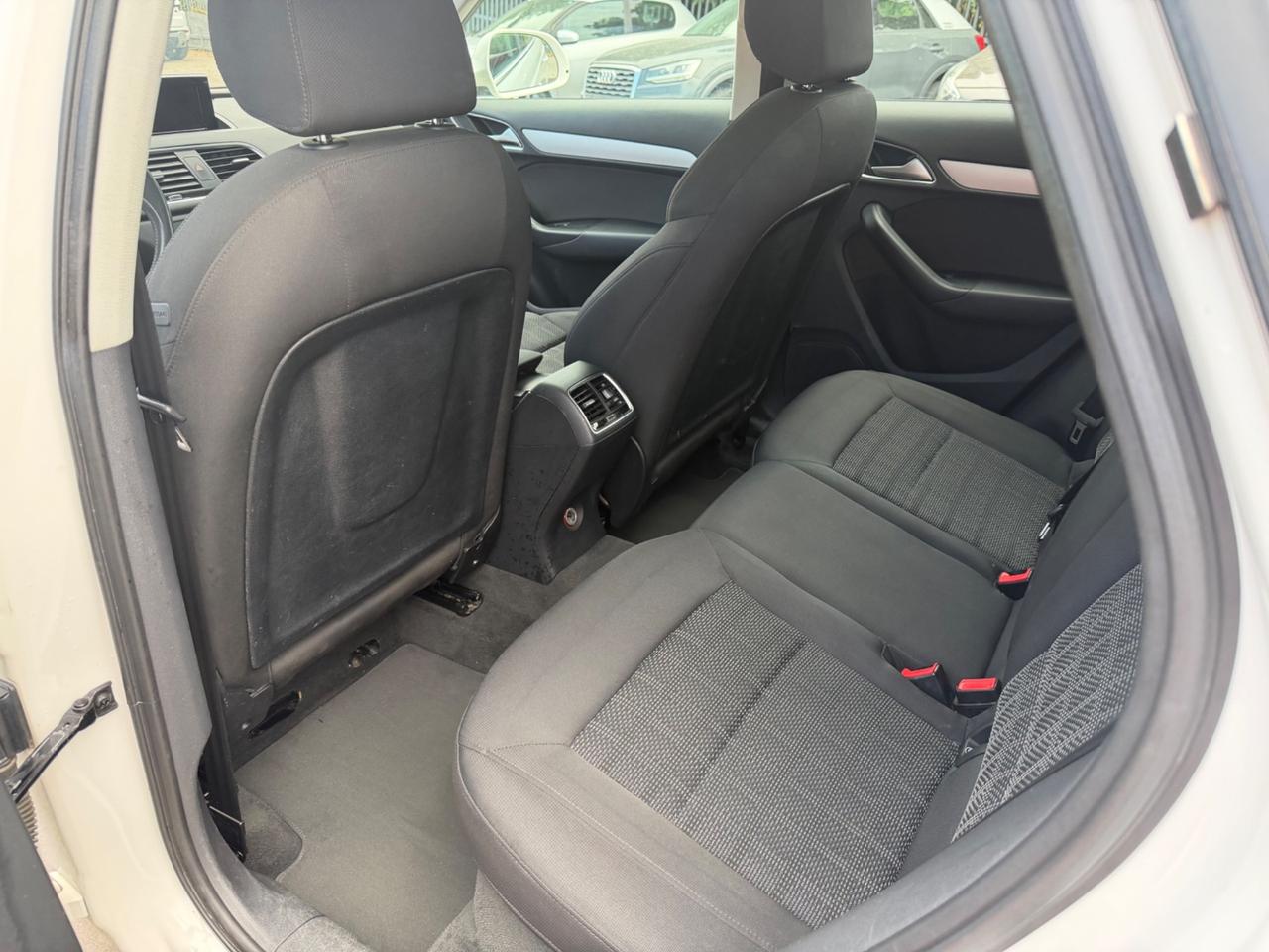 Audi Q3 2.0 TDI 150 CV Sport