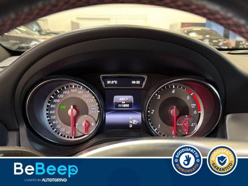 Mercedes-Benz GLA 200 D (CDI) PREMIUM 4MATIC AUTO