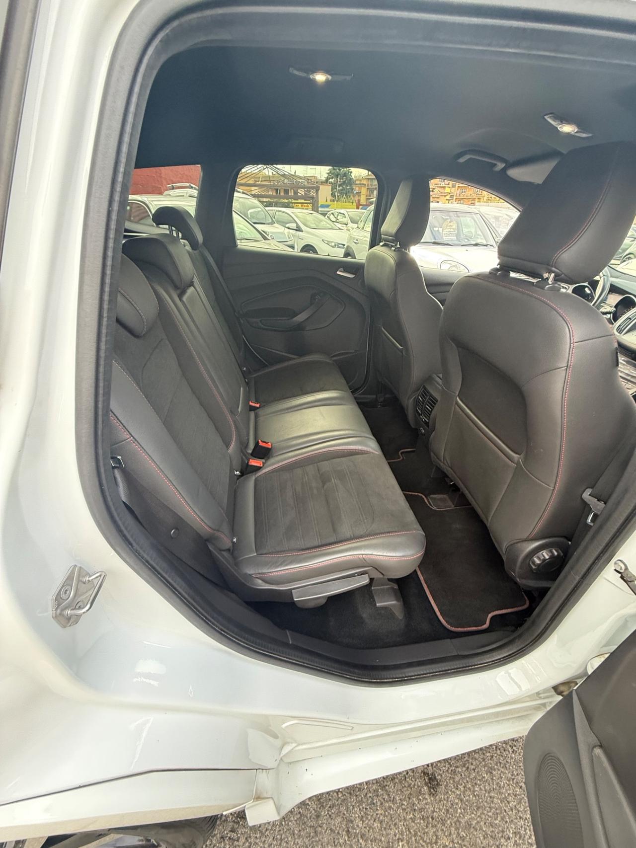 Kuga 2.0 150 CV-4x4-ST-Line-unipro-rate-garanzia