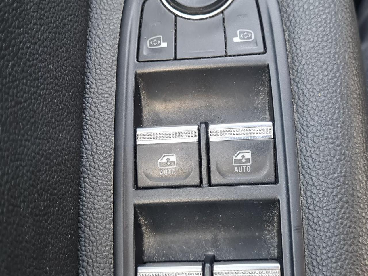 Renault Captur ECO-G 100 Intens #9311