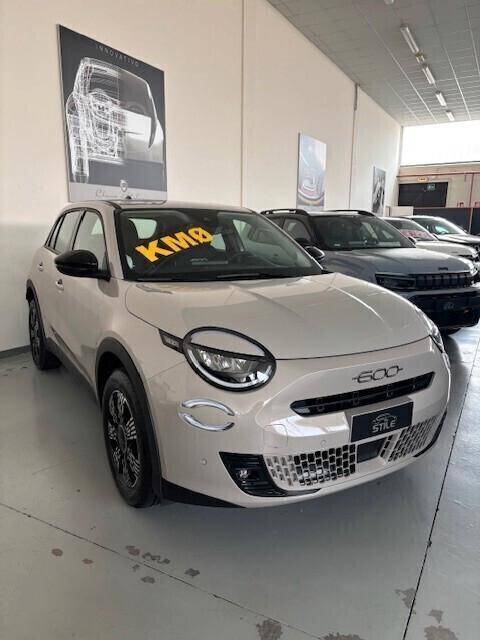 Fiat 600 Hybrid MHEV 1.2 Hybrid 100cv DCT