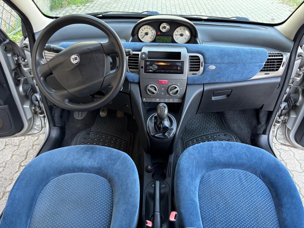 Lancia Ypsilon 1.2 Argento