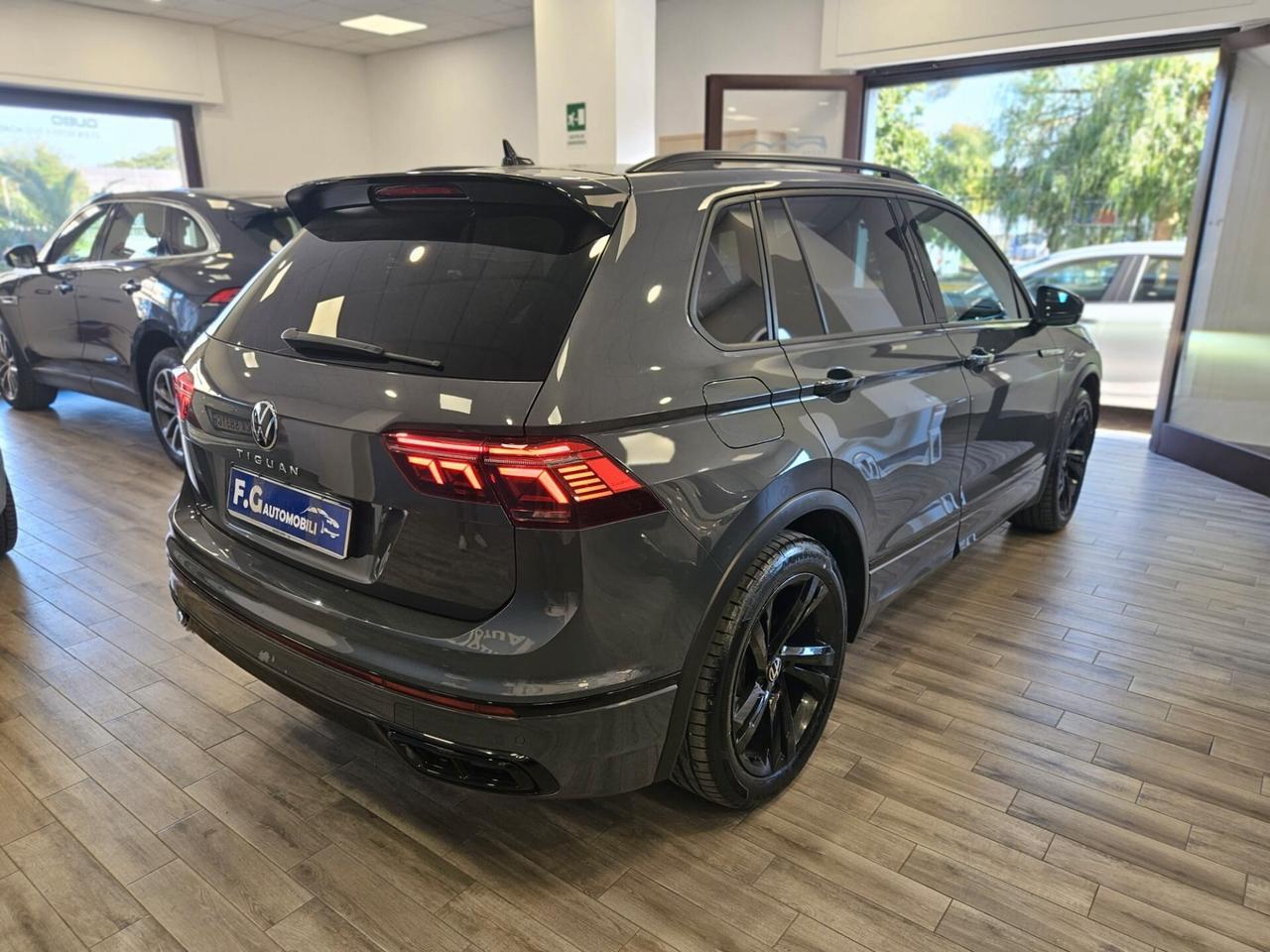 Volkswagen Tiguan 2.0 TDI 150 CV SCR DSG 4MOTION R-Line
