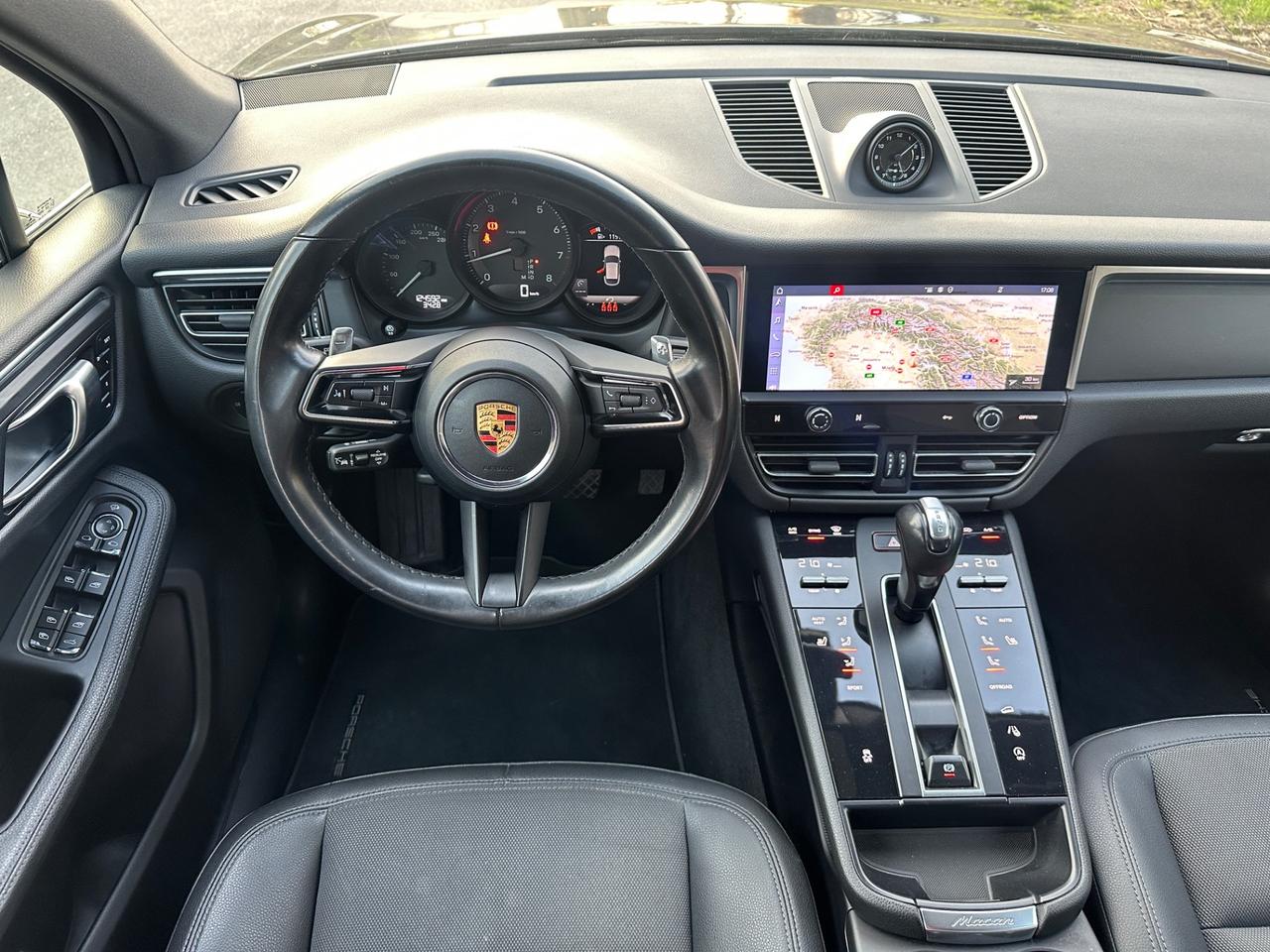 Porsche Macan 2.0 - 2021
