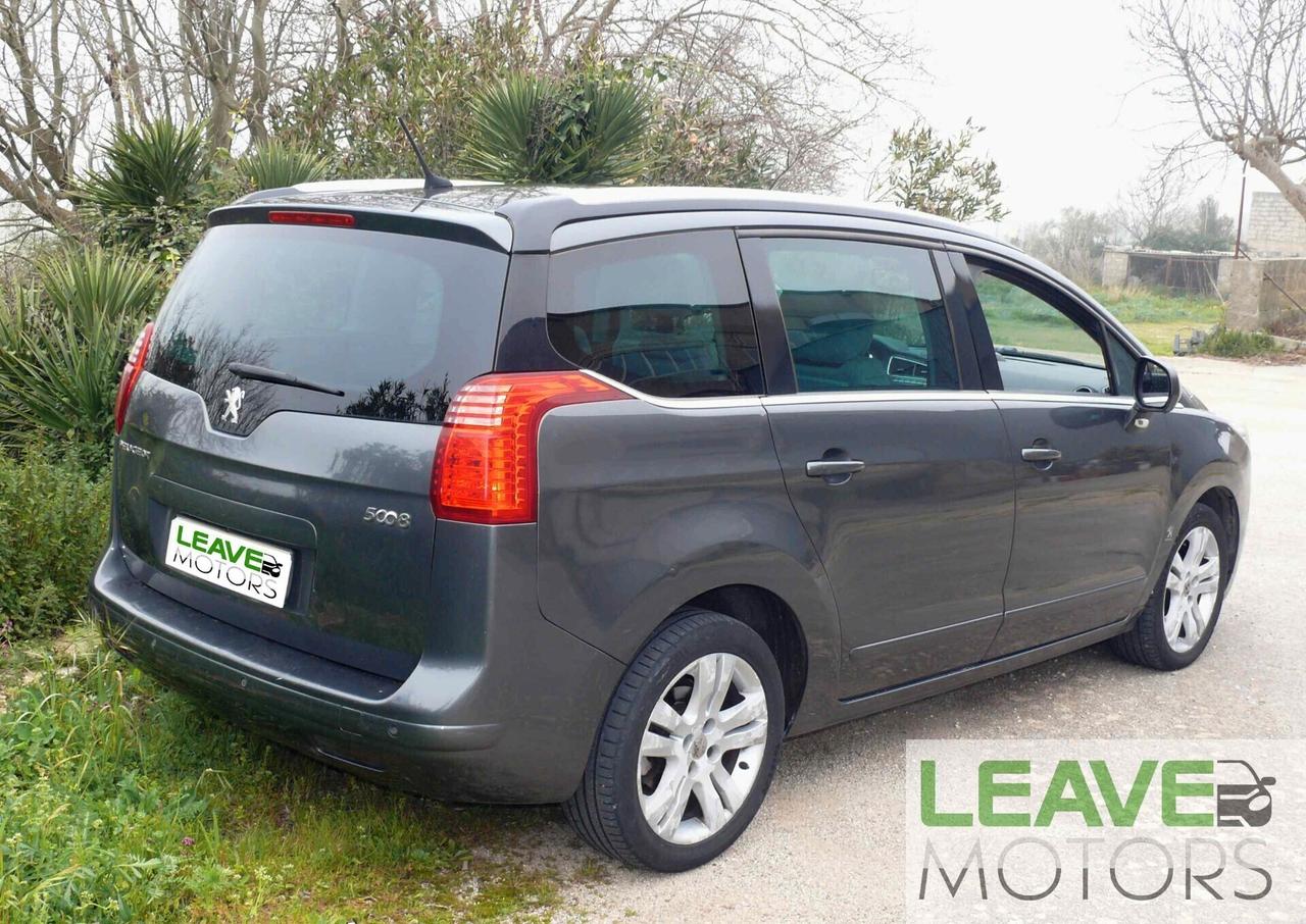 Peugeot 5008 2.0 HDi 150CV Féline (M1468)