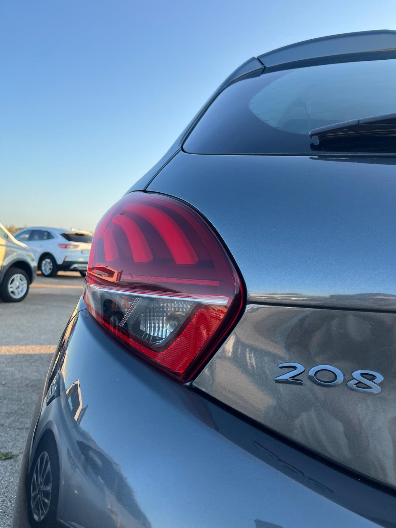 Peugeot 208 BlueHDi 75 5 porte Allure