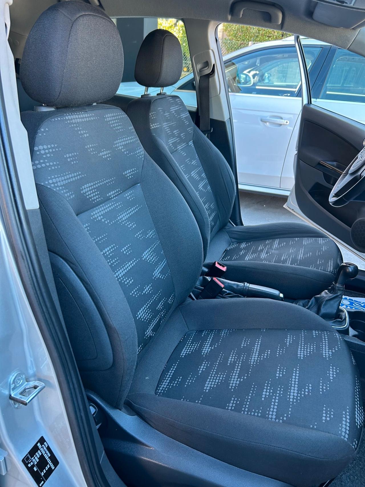 Opel Corsa 1.2 5 porte - NEOPATENTATI
