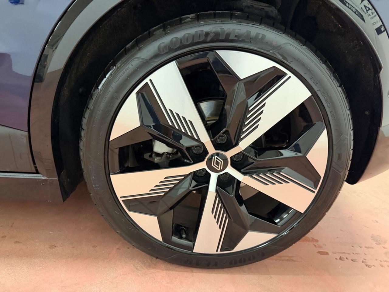 Renault Megane E-Tech Electric 220 CV Comfort Range AC22 Techno