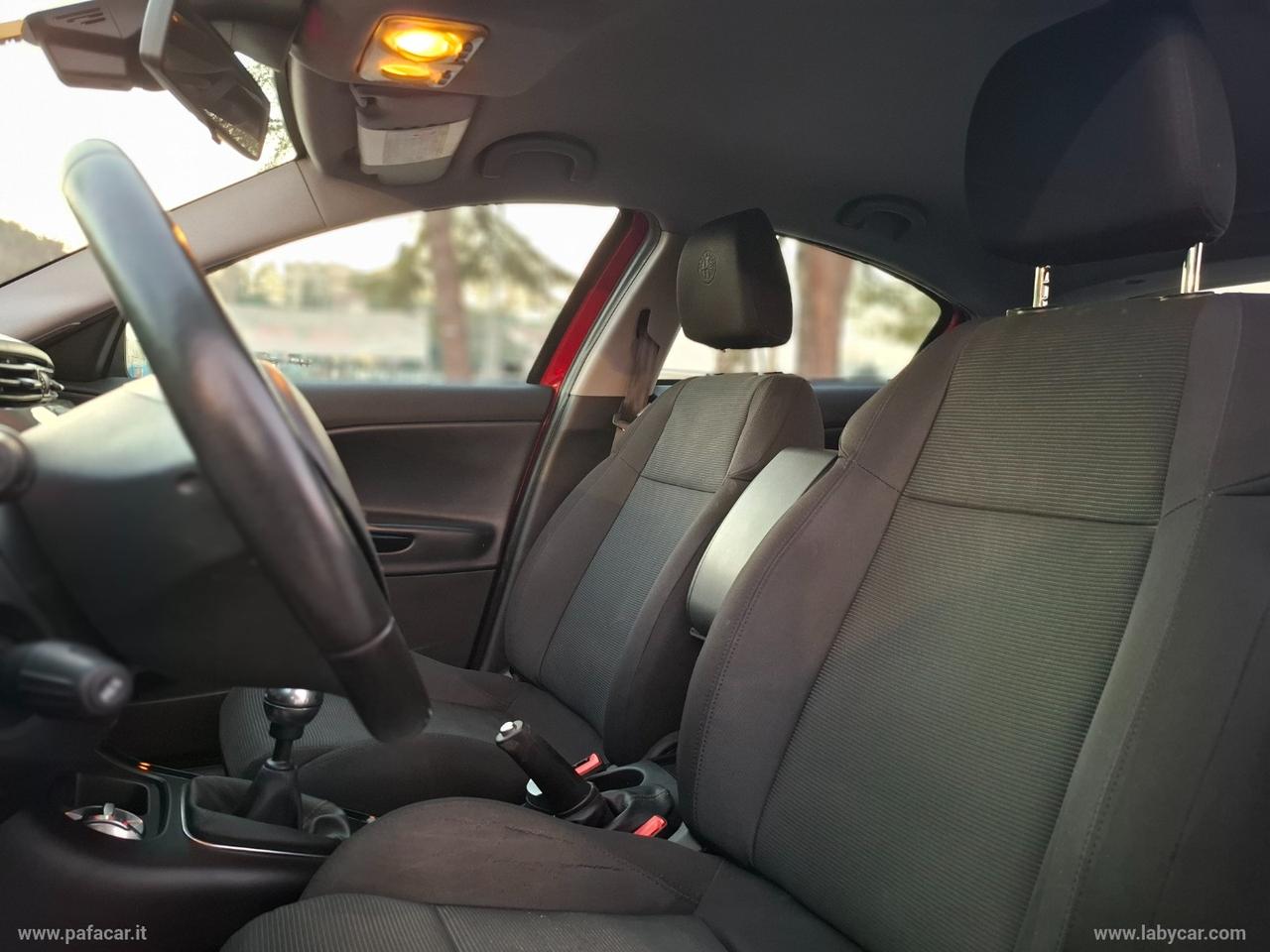 ALFA ROMEO Giulietta 1.6 JTDm-2 105 CV Distinctive