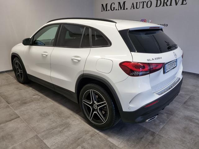 MERCEDES-BENZ GLA 200 d Automatic 4Matic Premium
