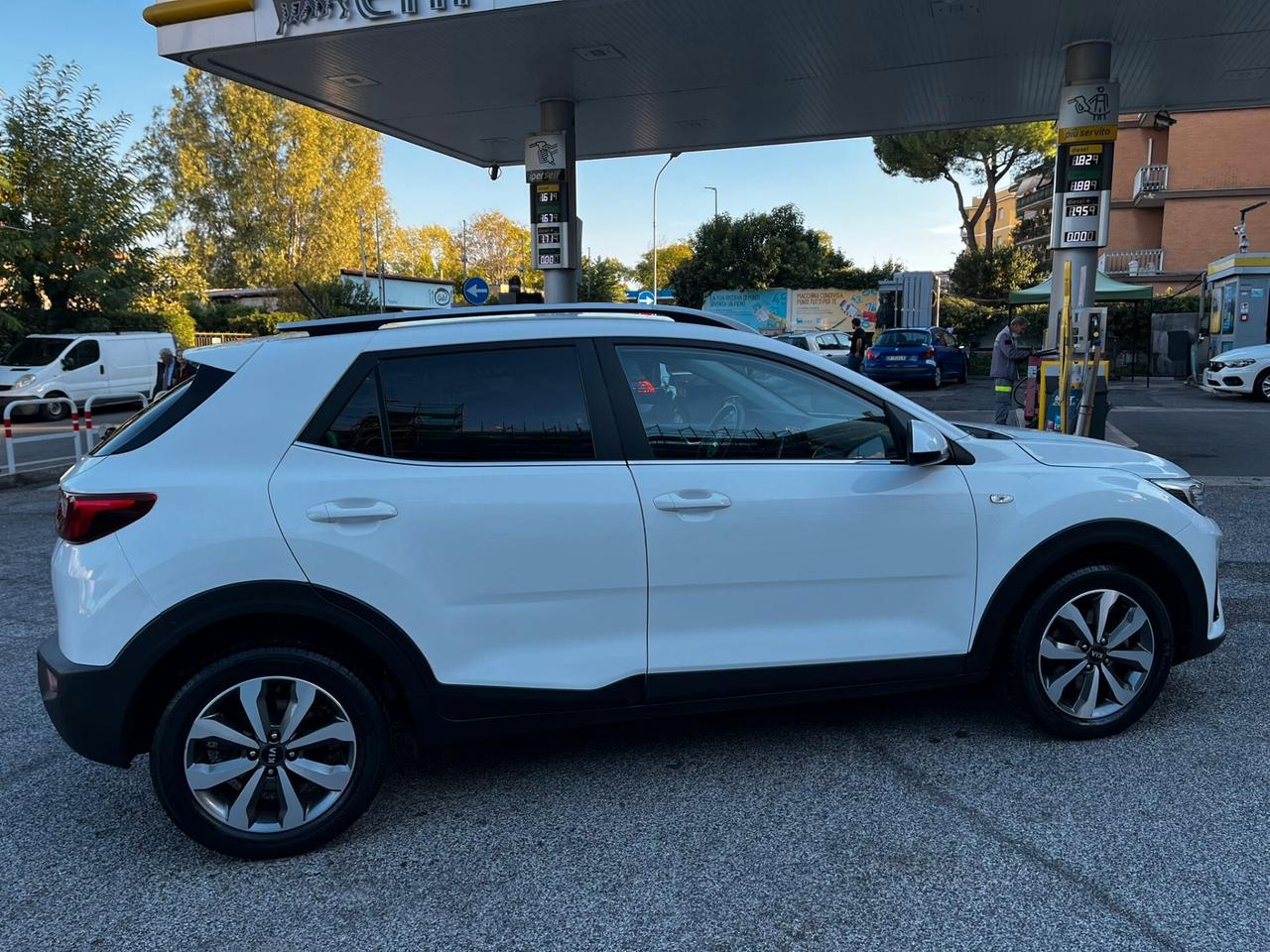 Kia Stonic 1.0 T-GDi 100 CV MHEV iMT Style