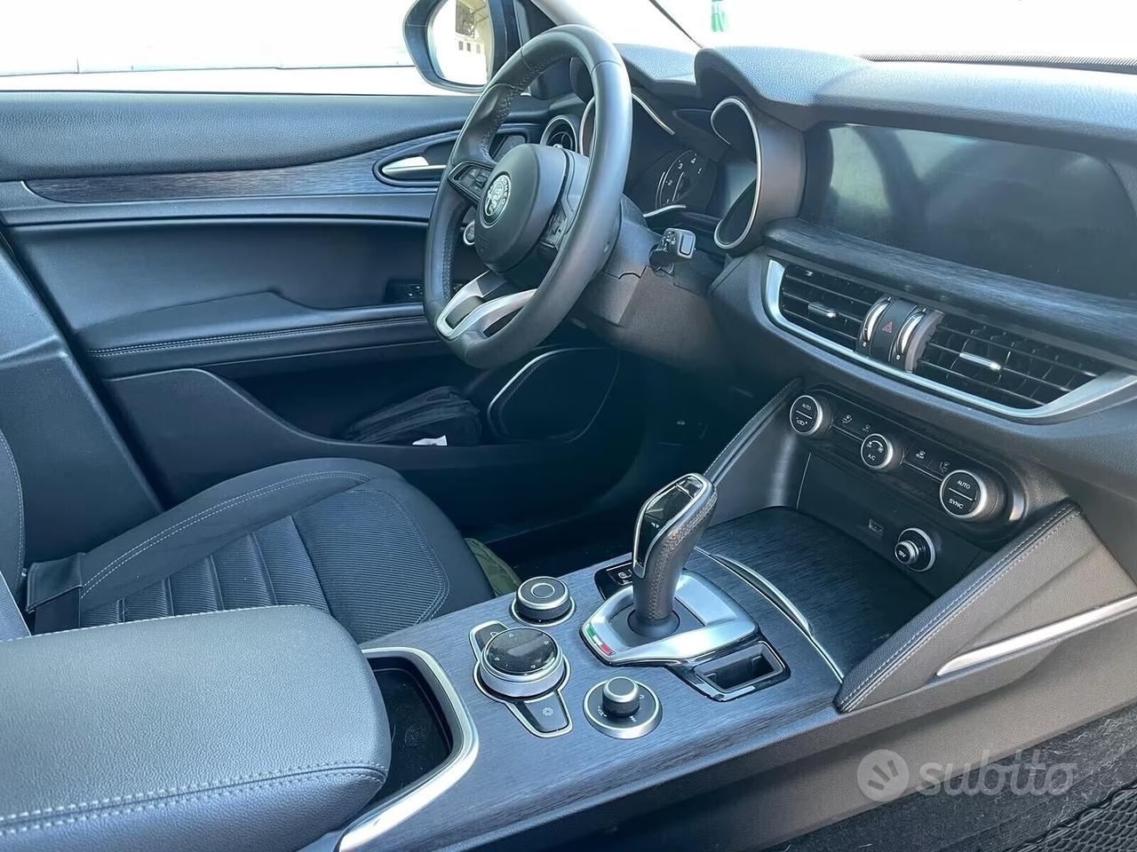 Alfa Romeo Stelvio 2.2 Turbodiesel 160 CV AT8 RWD Business