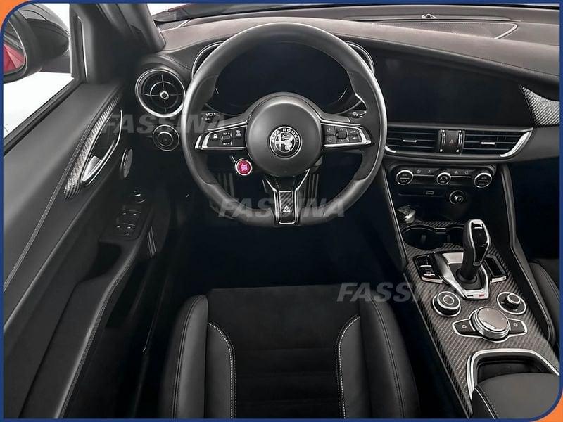 Alfa Romeo Giulia 2.9 T V6 AT8 Quadrifoglio *Scarico Akrapovic + Sedili Carbonio*