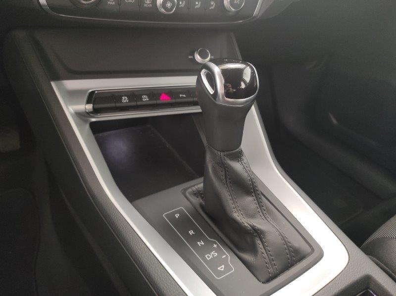 AUDI Q3 2ª serie - Q3 35 TDI S tronic Business