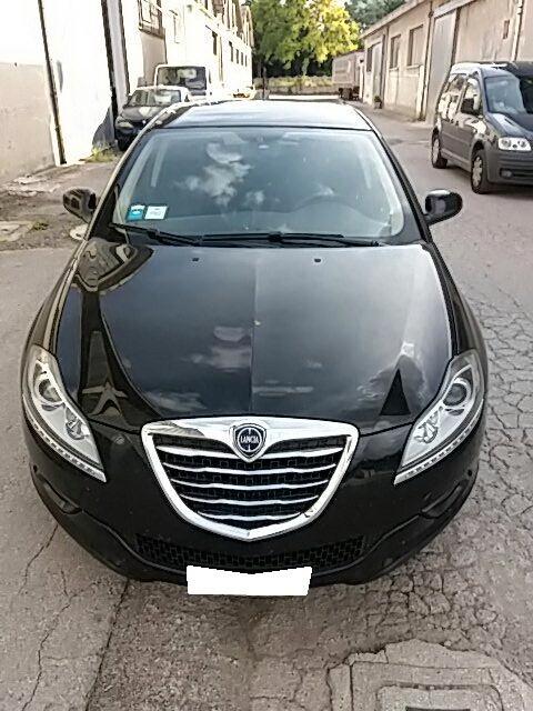 Lancia Delta 1.6 MJT 105CV Silver