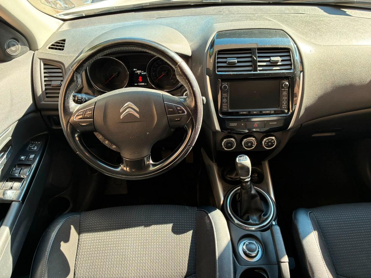 CitroenC4Aircross1.6HDi115cv4WD navi retro-15
