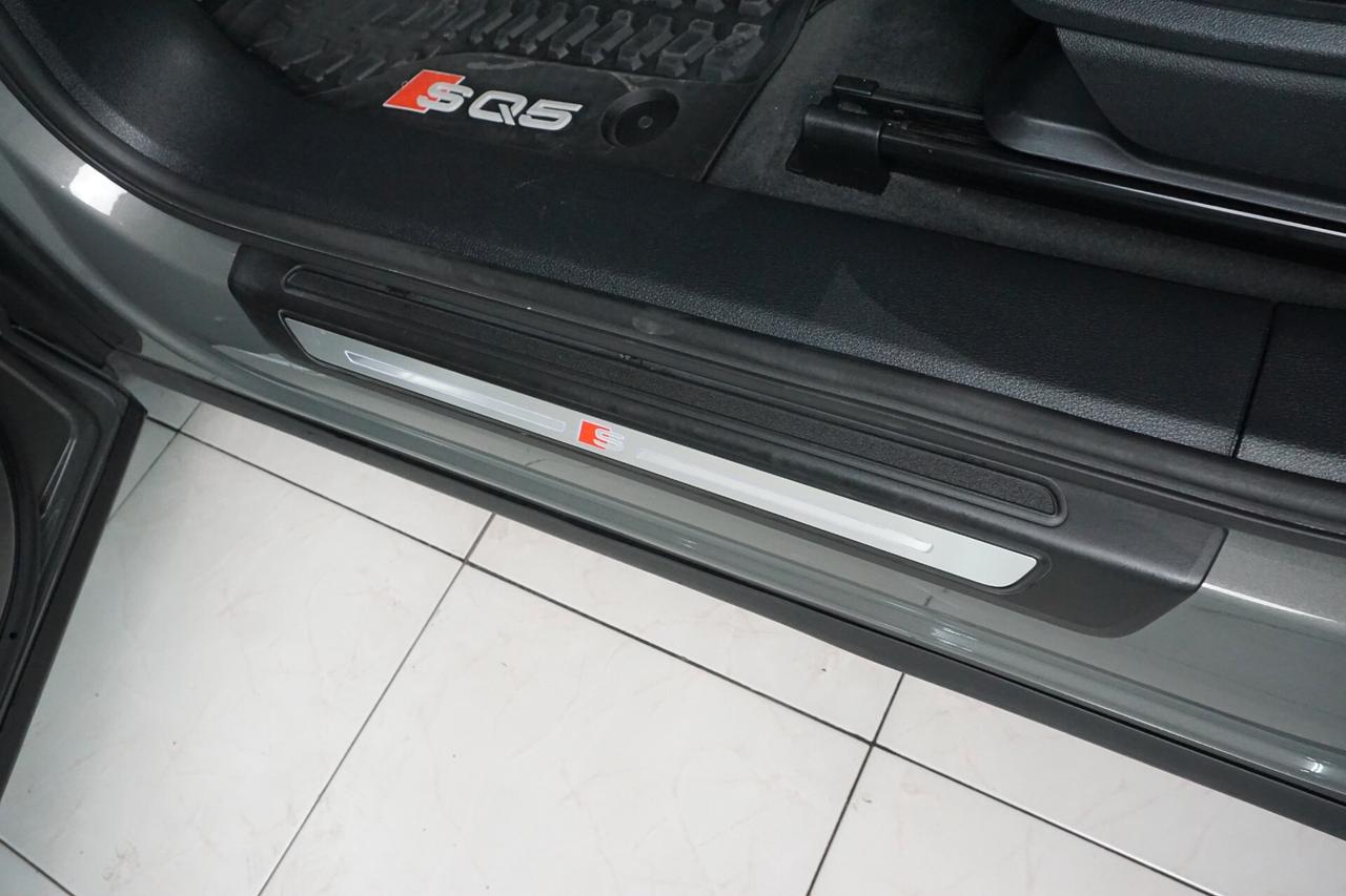 Audi SQ5 SPB TDI quattro tiptronic sport attitude