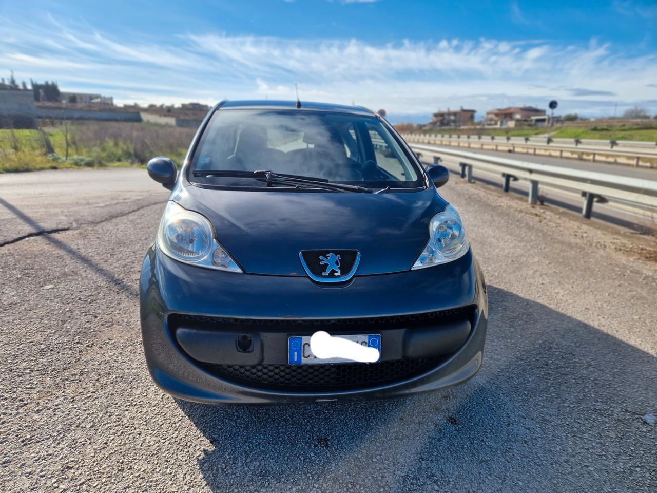 Peugeot 107 1.0 68CV 3p. Desir