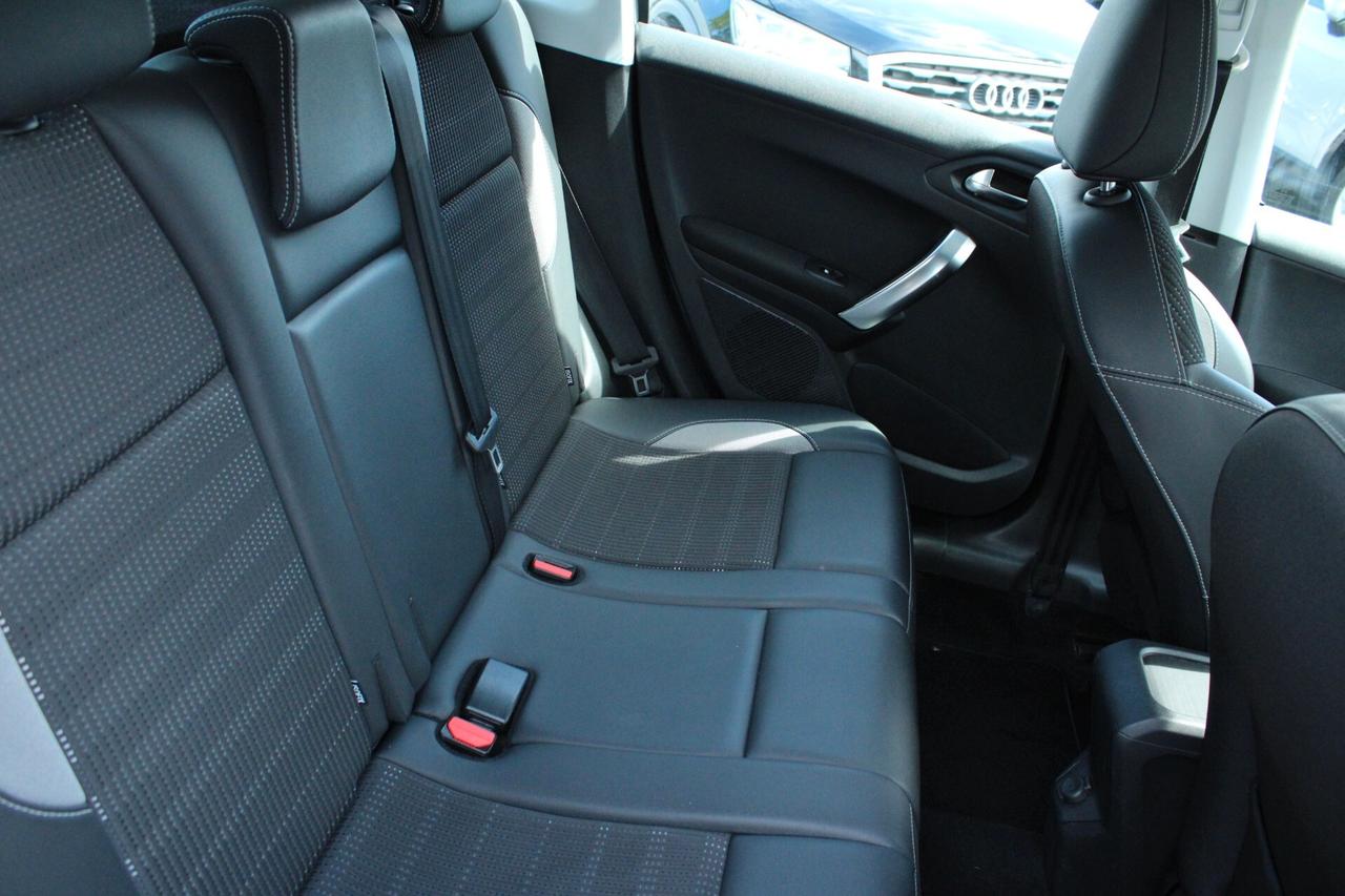 Peugeot 2008 PureTech 82 Allure