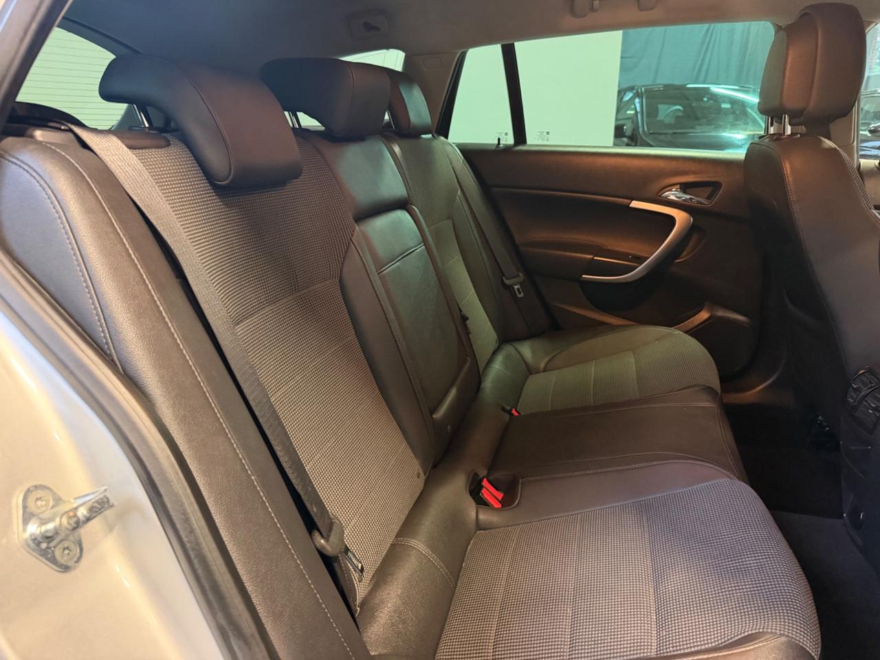 Opel Insignia 2.0 CDTI Sports Tourer Cosmo