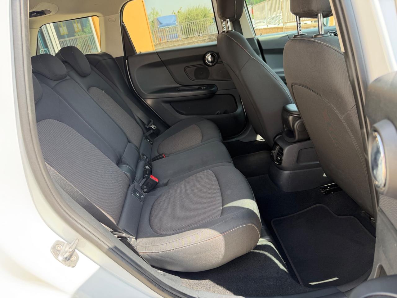 Mini Cooper D Countryman 2.0 Business Automatica