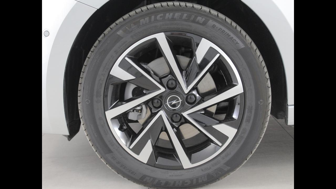 OPEL Nuova Corsa GS 1.2 100HP MT6