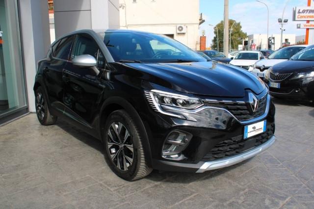 Renault Captur 1.0 tce Techno 90cv con Navigatore e CarPlay