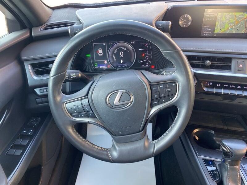 Lexus UX Hybrid Business