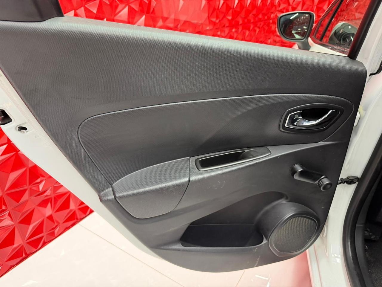 Renault Clio Sporter 1.2 75CV Live OK NEOPATENTATI