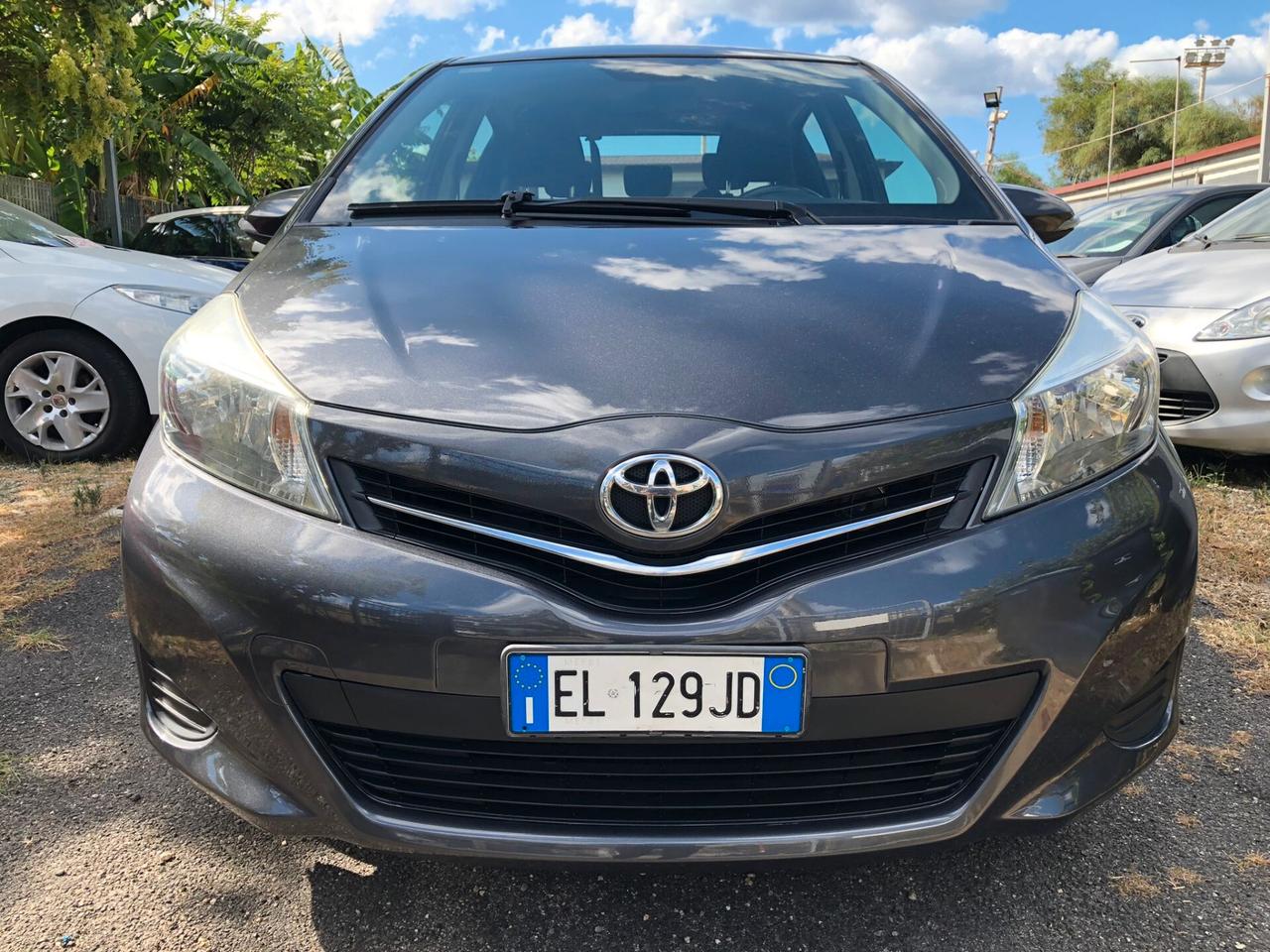 Toyota Yaris 1.0 5 porte Active