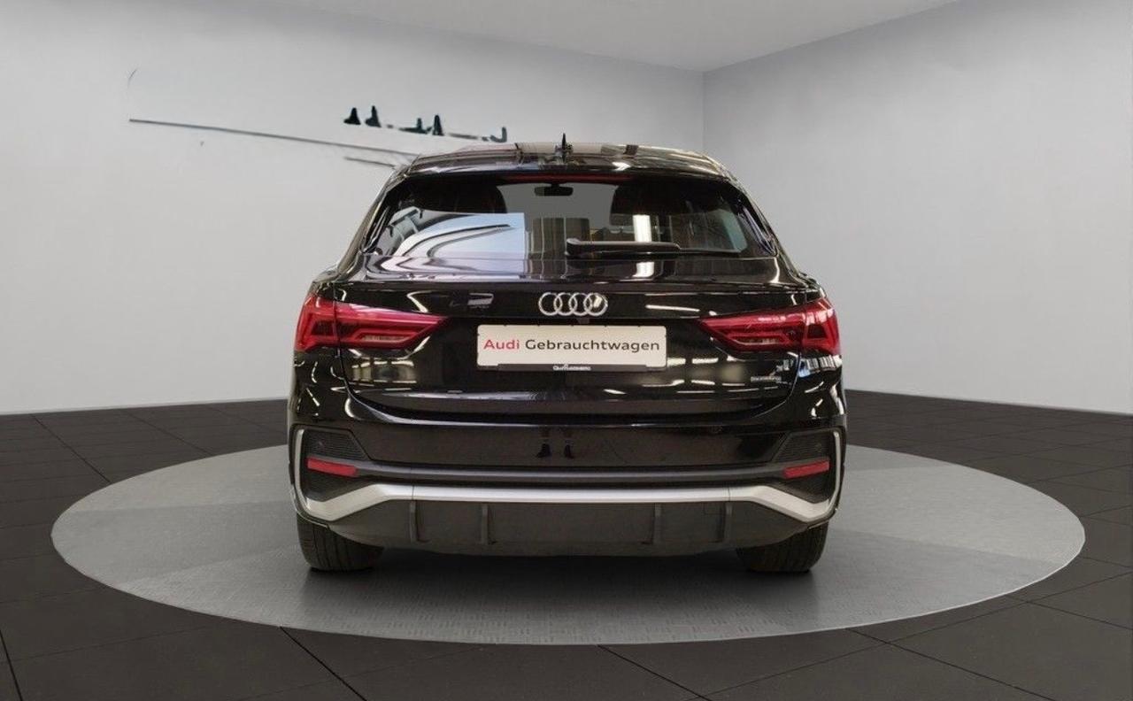 Audi Q3 40 Tdi Sportback S line edition Tetto Panoramico